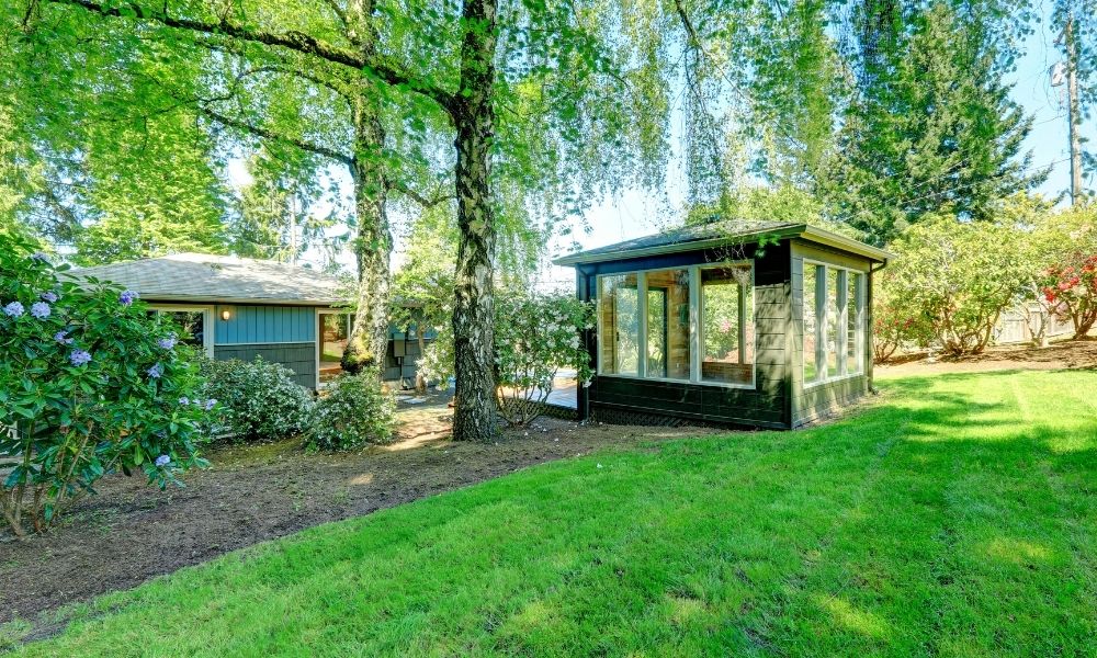 5 Reasons To Have Your Own Backyard Studio